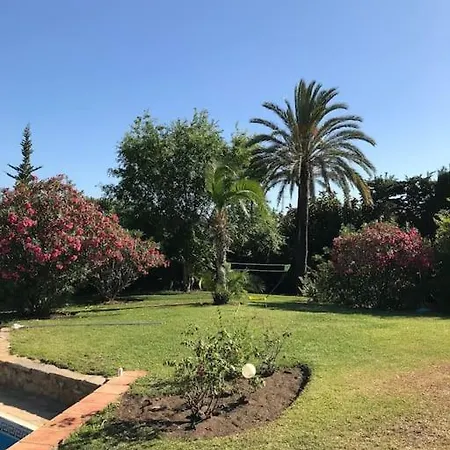 Villa Exclusive Secluded With Private Pool Hot Tub & Bbq -7 Minutes From Marbella