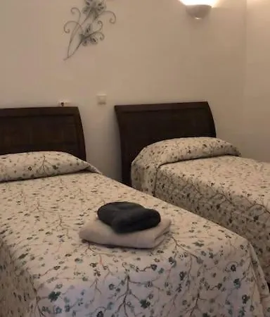 Βίλα Exclusive Secluded With Private Pool Hot Tub & Bbq -7 Minutes From Marbella